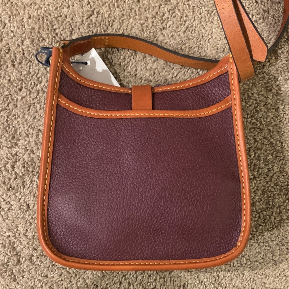 Dooney & Bourke Leather Heritage Duck Mini Messenger Crossbody in Bordeaux - Picture 2 of 8